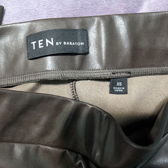 Babaton - Picture 4 of 4